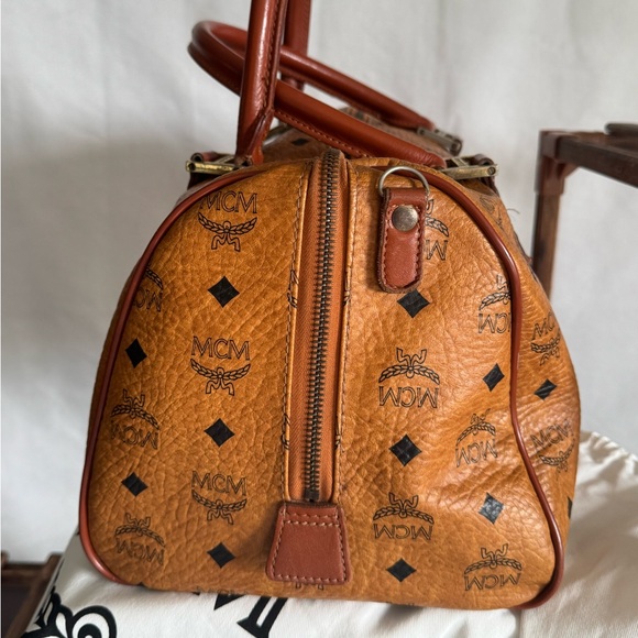 MCM Cognac Visetos Travel Boston Bag Dust bag & COA - Picture 2 of 9